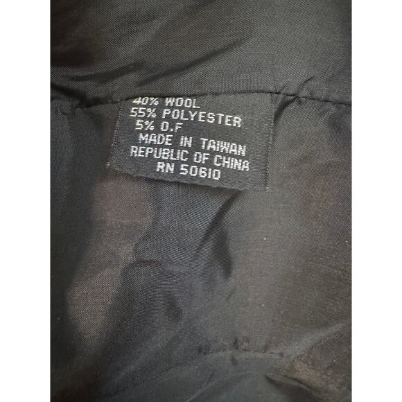 Vintage Sasson Gray Wool Blazer with Velvet Collar - Picture 8 of 9